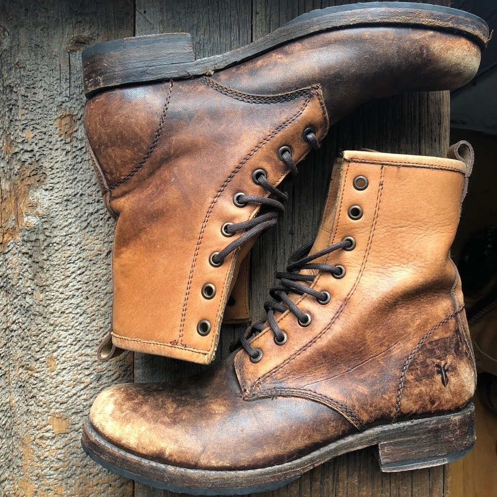 Frye Veronica Combat 8.5